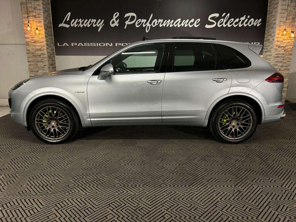 Porsche Cayenne Cayenne 3.0i V6 - 416ch  - SE-Hybrid Platinum Edit