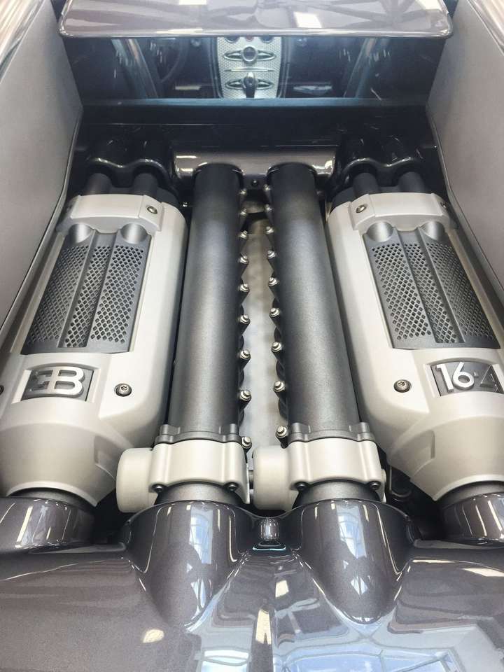 Bugatti Veyron Bugatti Veyron - 8.0l W16 1001ch